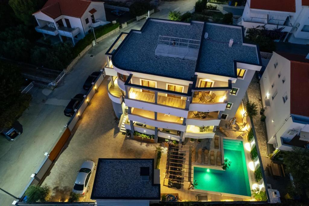 Villa Mariella Новаля Екстер'єр фото